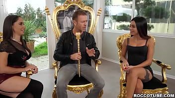 Nicole la baise dans la voiture avec son moniteur de conduite