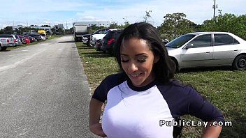 Redare Mulatra spanieloaica penetrata in spatele casaului de un roman