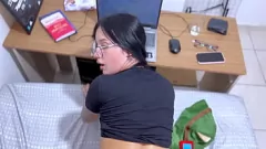 تشغيل تمتص Gamer Gamer Cill Crazy Latina أثناء لعب لعبة المواعدة