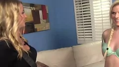 Reproducir ¡Mandy Sweet y Sami St. Clair en un trío Wild College!