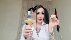 Play Dominatrix Nika's Explicit Spitting Cocktail